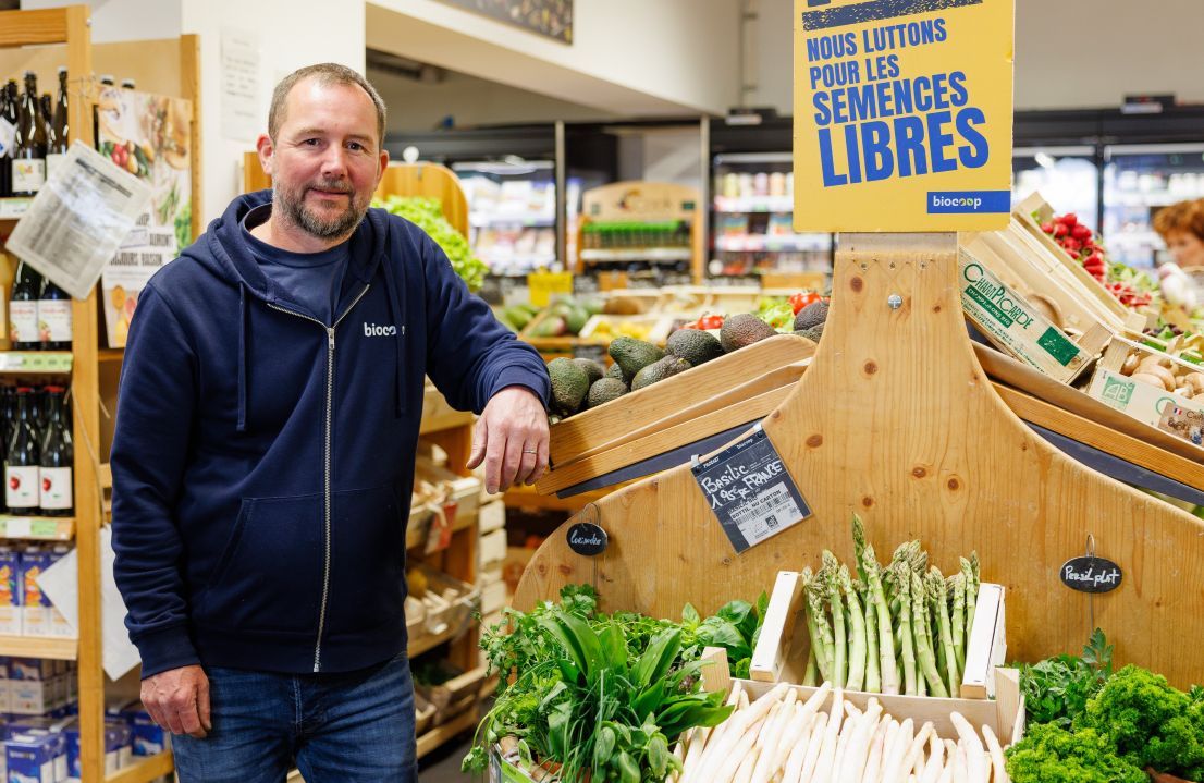 Dirigeant du Biocoop du Rebberg, Pierre-Marie Le Filliatre s'appuie sur des solutions concrètes pour réduire l'empreinte énergétique de son magasin.