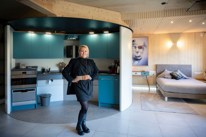 « Avec le système rotatif OTO, nous réinventons l’habitat en optimisant chaque mètre carré », précise Justine Sekulska.