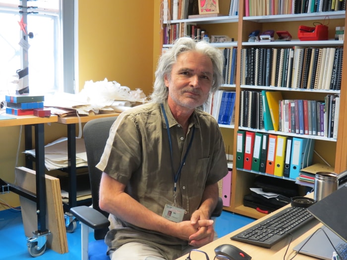 Thierry Aubry, responsable de l’atelier de conservation-restauration de la Bnu