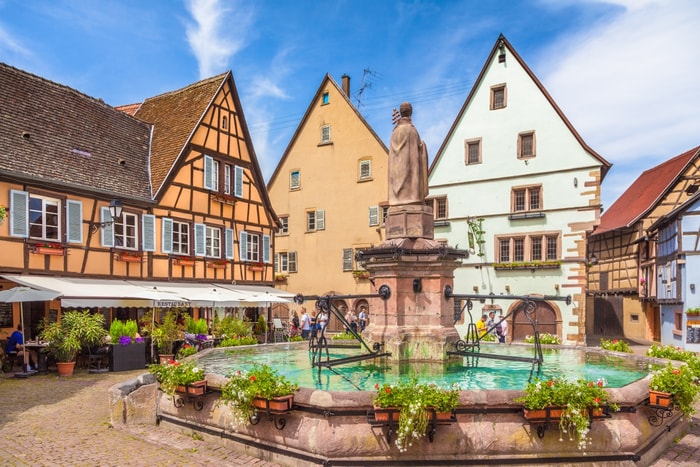 Eguisheim reconnu pour son acceuil chaleureux dans le Traveller Review Awards 2026.