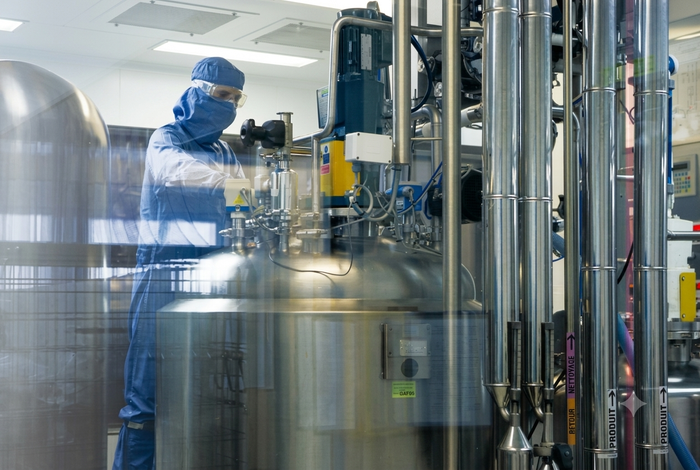 Les deux usines d’Erstein sont spécialisées dans la production de formes liquides stériles non injectables et formes sèches orales, en petites et moyennes séries.