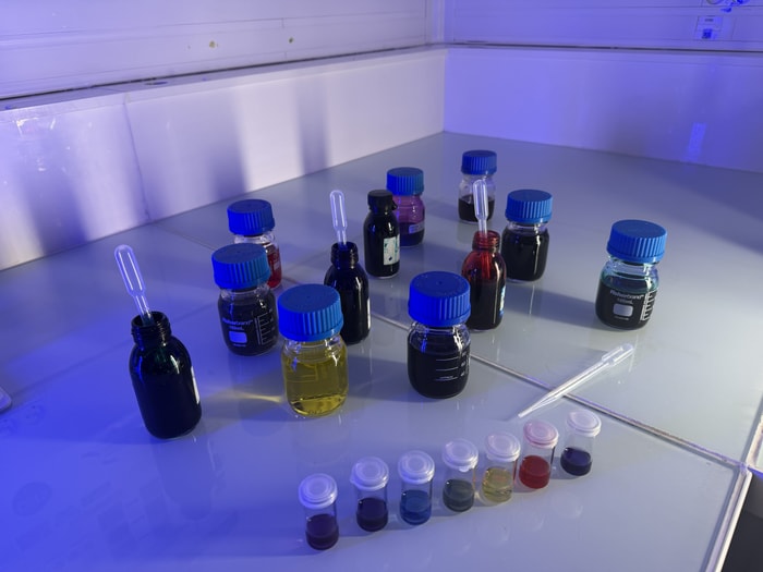 Une encre de rupture, économe en matériaux et à la composition propre